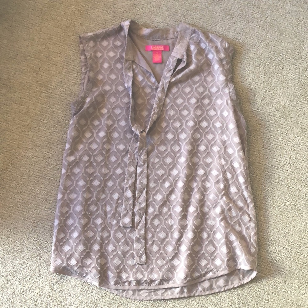 CM sleeveless blouse with necktie accent